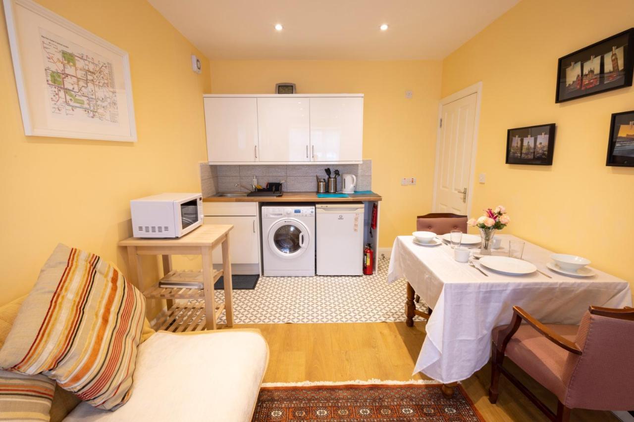 London Vegetarian Smoke & Pet Free En-Suite With Ev Parking Edgware Zewnętrze zdjęcie