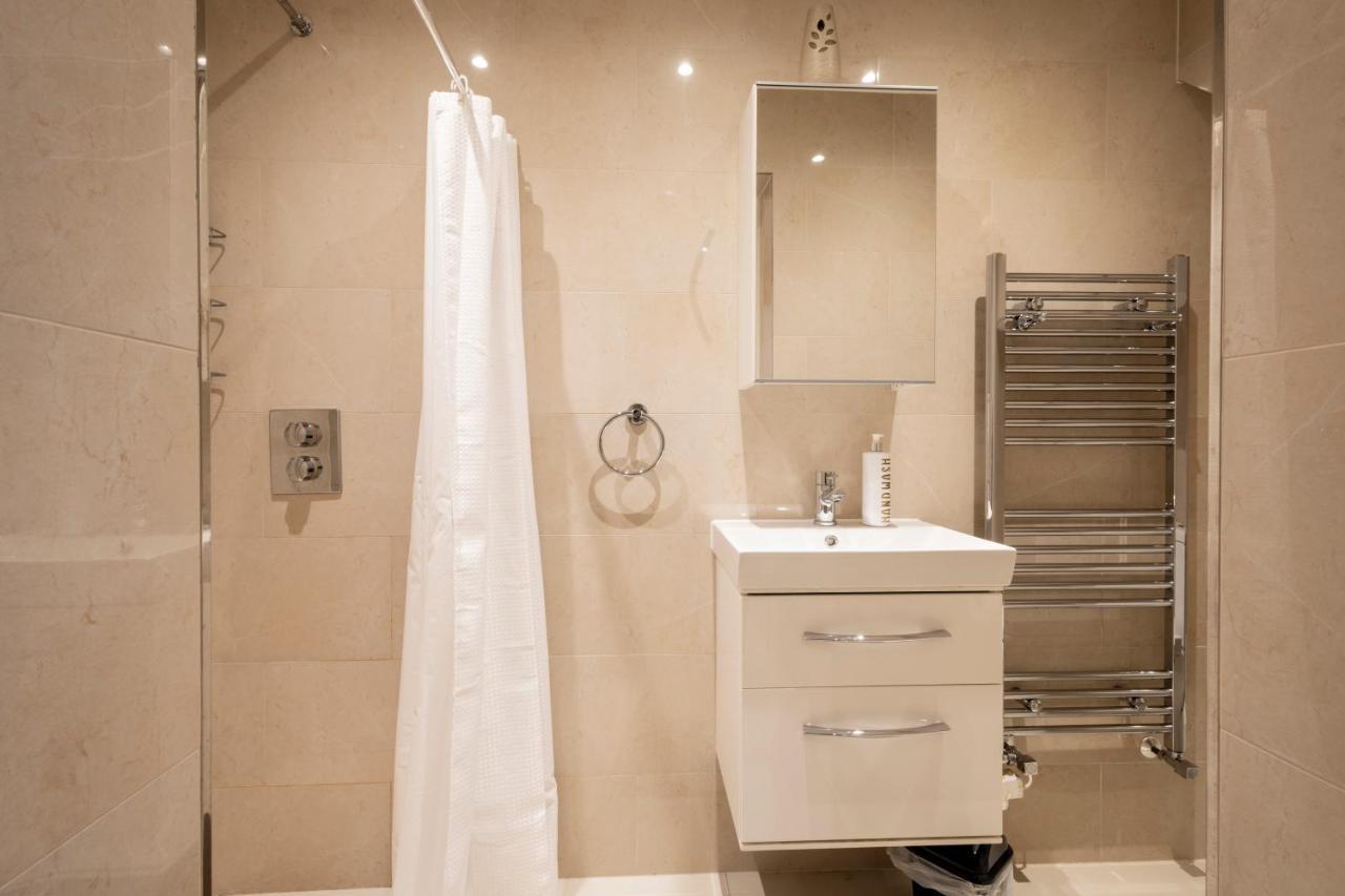 London Vegetarian Smoke & Pet Free En-Suite With Ev Parking Edgware Zewnętrze zdjęcie