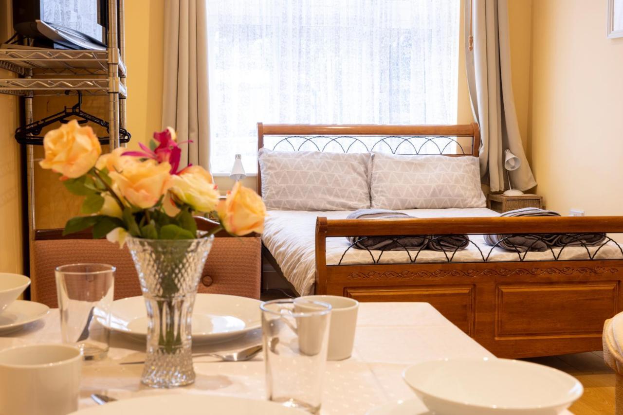 London Vegetarian Smoke & Pet Free En-Suite With Ev Parking Edgware Zewnętrze zdjęcie